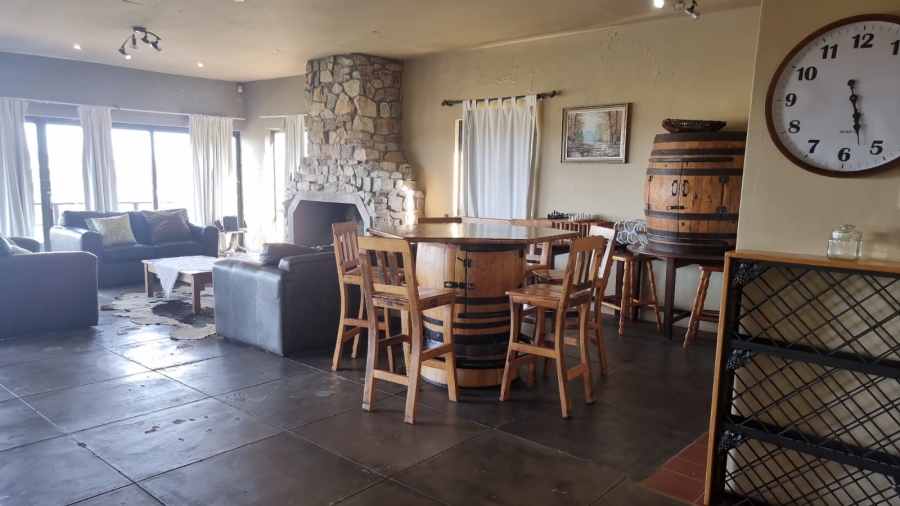 6 Bedroom Property for Sale in Merryhill Eastern Cape